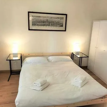 Malenchini 1 Apartment Florence